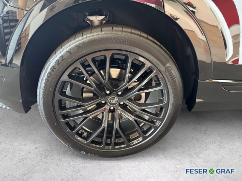 Audi Q8 55 TFSI e quattro