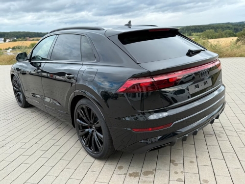 Audi Q8 55 TFSI e quattro