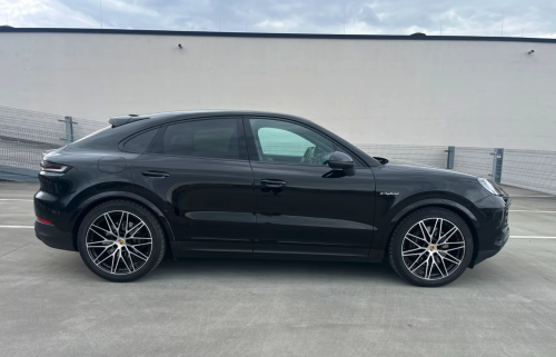 Porsche Cayenne E-Hybrid Coupe