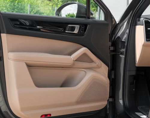 Porsche Cayenne E-Hybrid Coupe