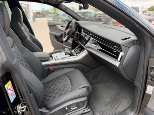Audi Q8 55 TFSI e quattro