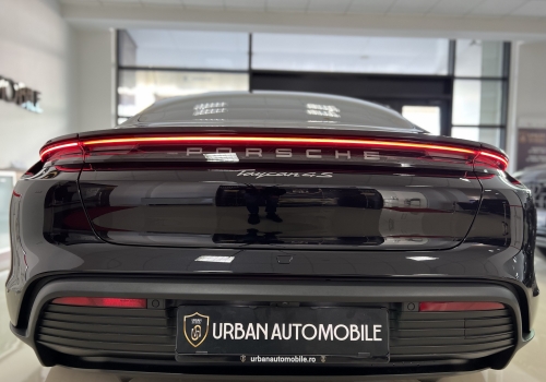Porsche Taycan 4S