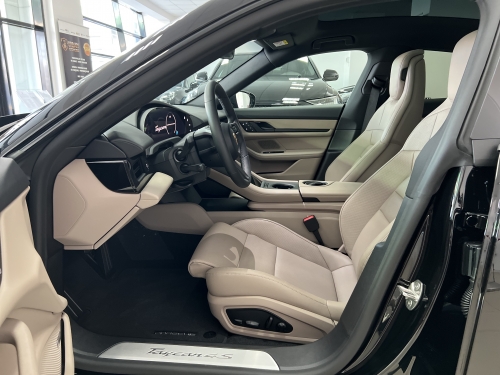 Porsche Taycan 4S