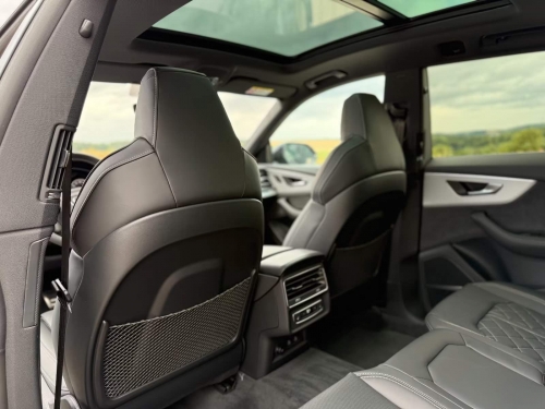 Audi Q8 55 TFSI e quattro