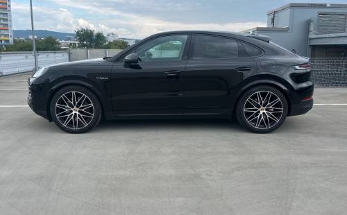 Porsche Cayenne E-Hybrid Coupe