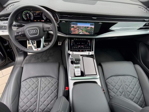 Audi Q8 55 TFSI e quattro
