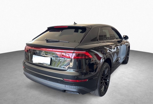 Audi Q8 55 TFSI e quattro