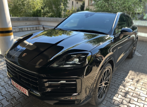 Porsche Cayenne E-Hybrid Coupe