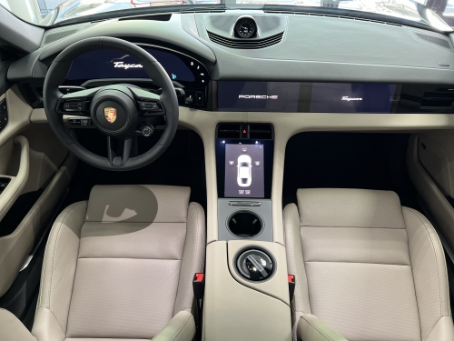 Porsche Taycan 4S
