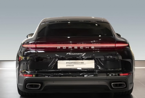 Porsche Panamera 4